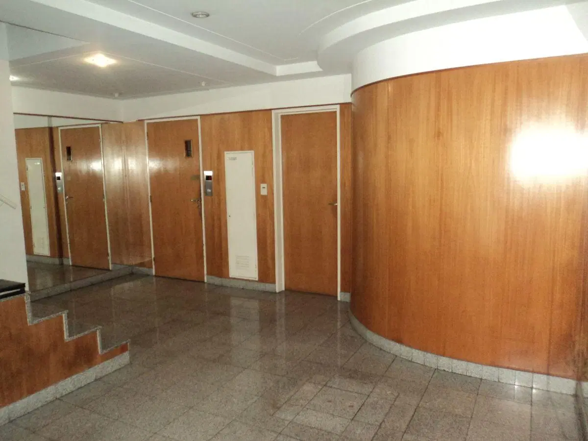 1 Dormitorio San Juan al 1400 Balcon + Patio 2