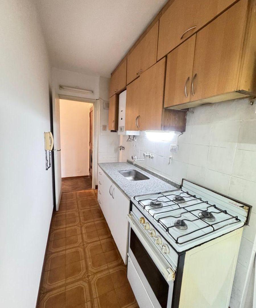 Foto de Departamento 3 Dormitorios - Semipiso Frente - Incluye Cochera Amplia, imagen 1