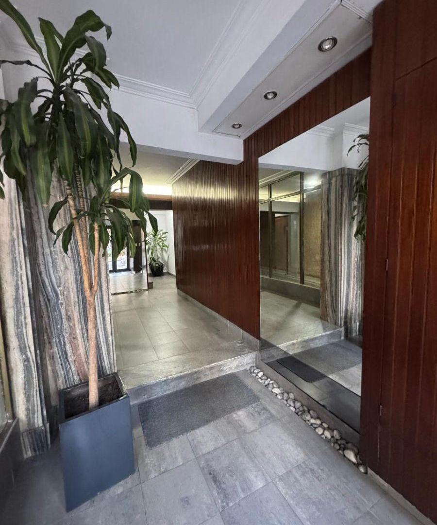 Foto de Departamento 3 Dormitorios - Semipiso Frente - Incluye Cochera Amplia, imagen 2