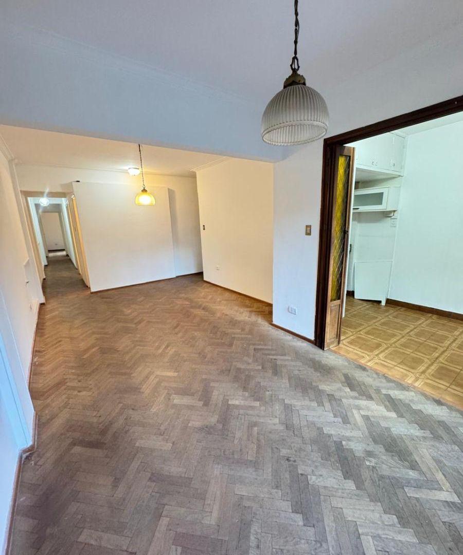 Foto de Departamento 3 Dormitorios - Semipiso Frente - Incluye Cochera Amplia, imagen 3