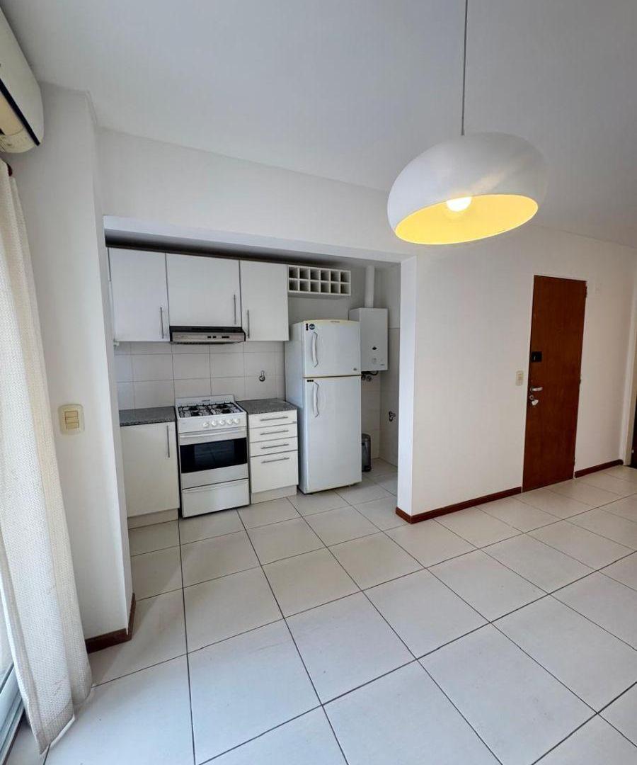 Foto de Impecable Departamento 1 Dormitorio Frente - Muy Luminoso, imagen 3