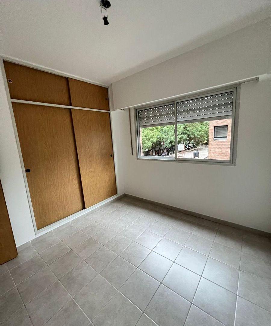 Foto de Amplio Departamento 1 Dormitorio - Frente - Muy Luminoso, imagen 4