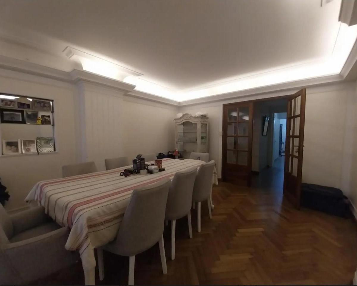 Venta Departamento de 4 Ambientes Al Frente 3