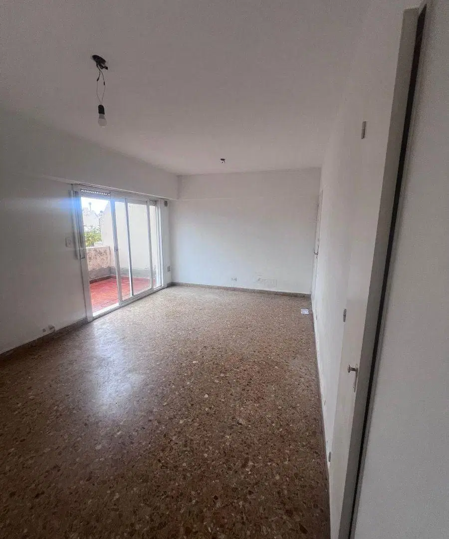 2 ambientes con balcón terraza 8