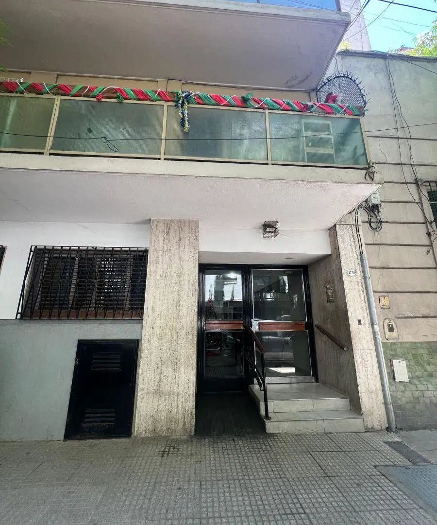 3 ambientes muy luminoso 5