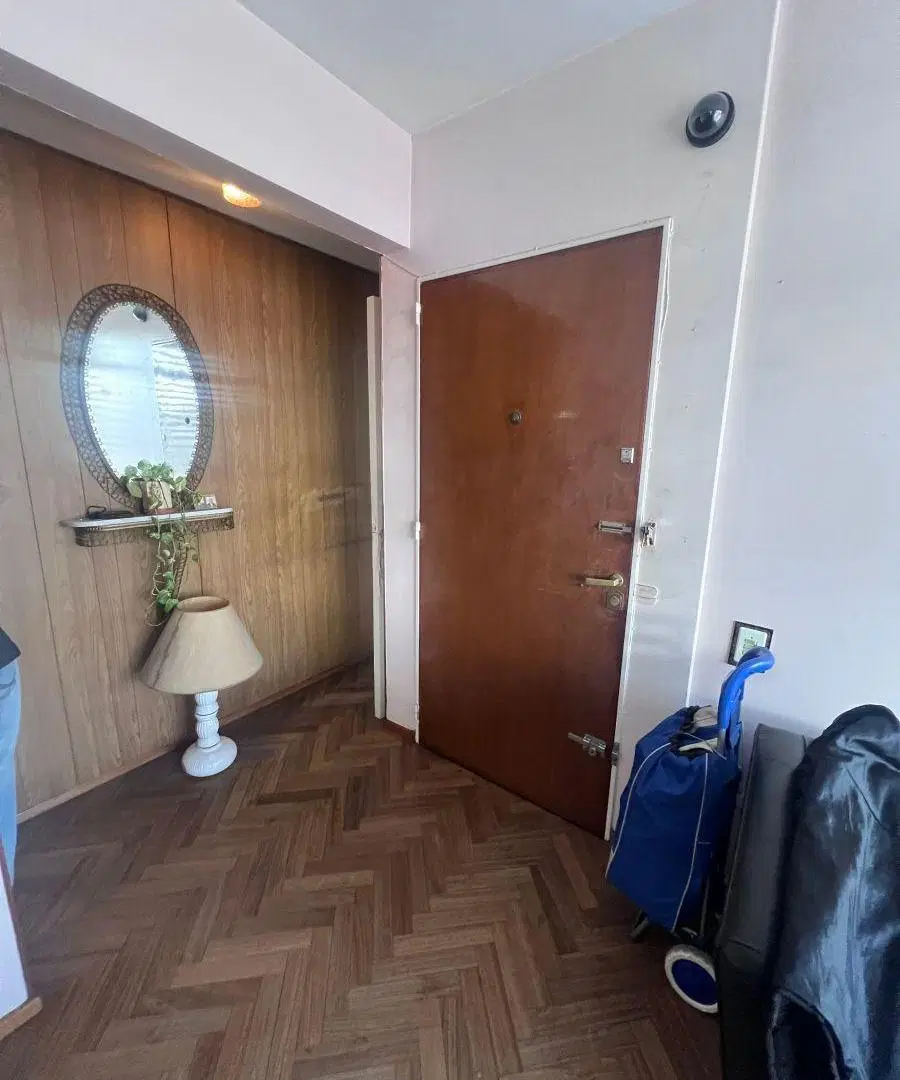 Semipiso de 3 ambientes con dependencia al frente 8