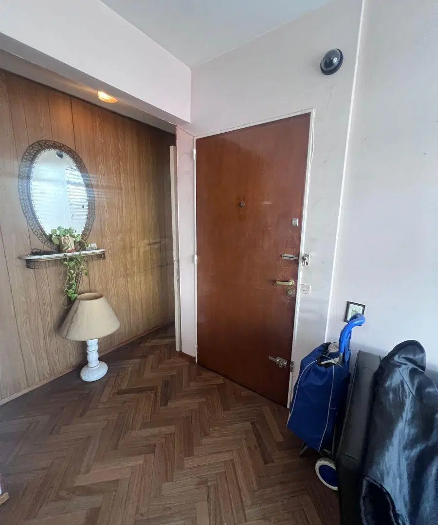 Semipiso de 3 ambientes con dependencia al frente 2
