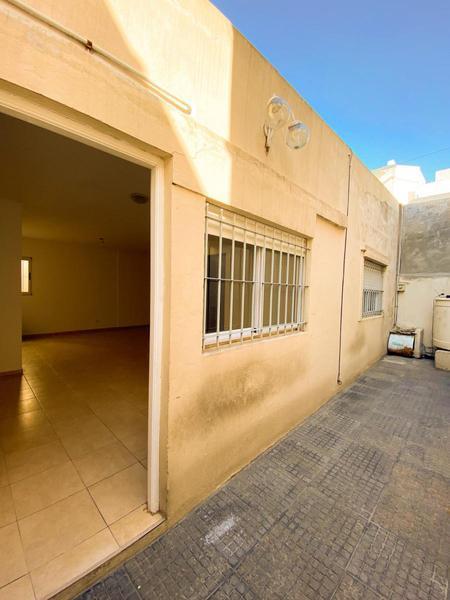 Departamentos en Block Tipo Casa en Venta en Valentin Alsina 1