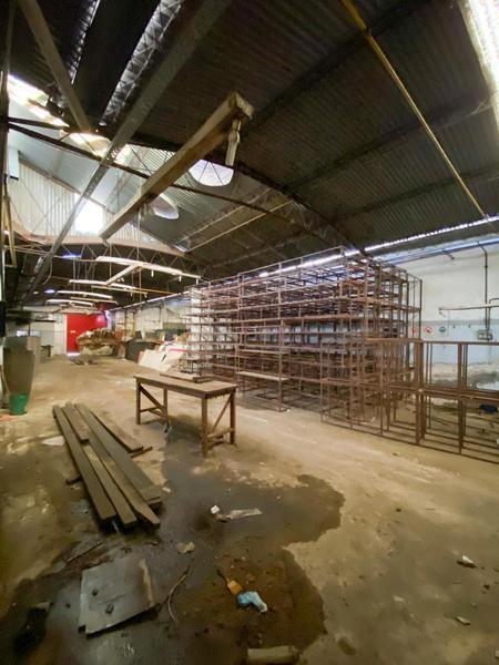 Galpon en Venta en Lanús Oeste 3