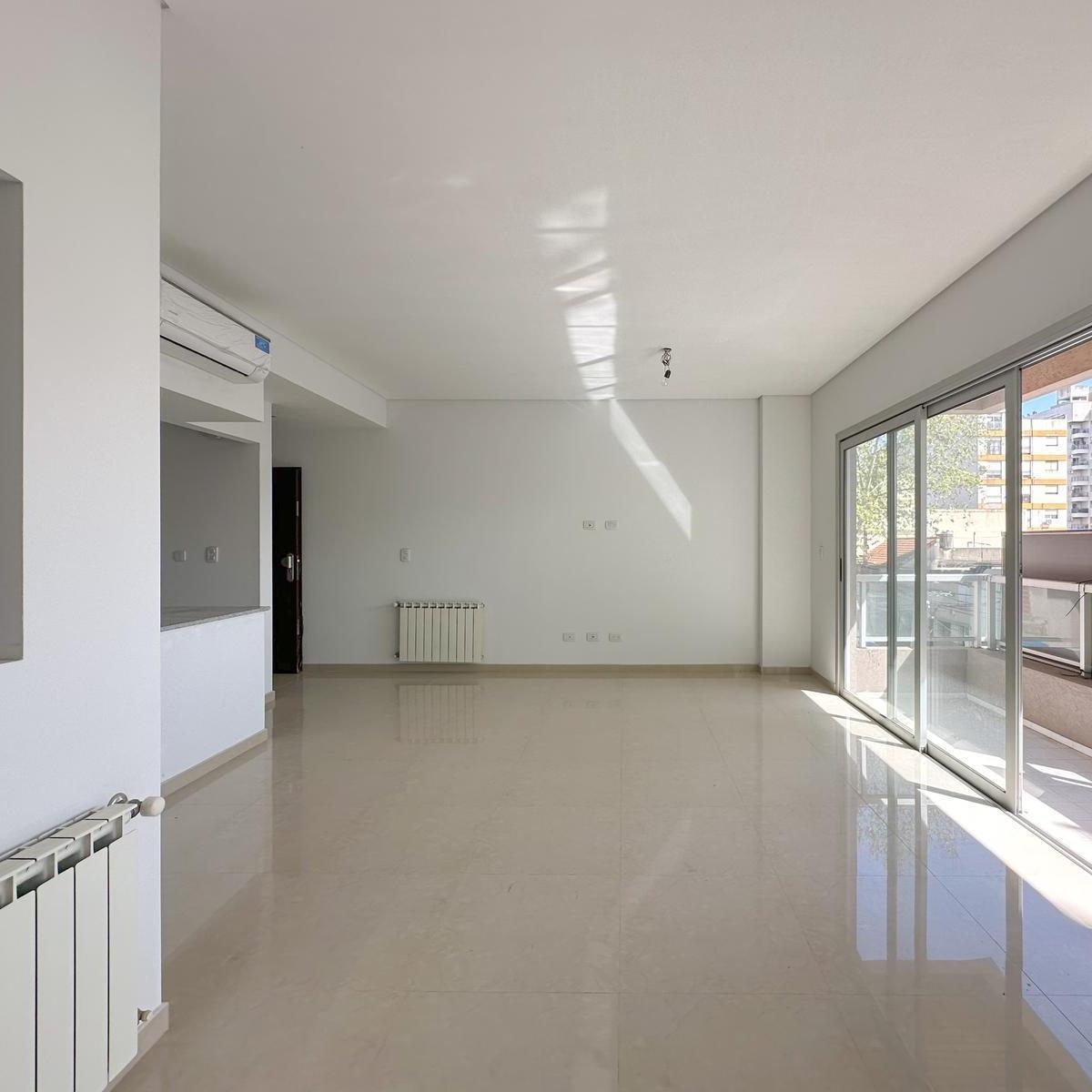 Departamento en Venta Lanús Oeste 3 ambientes con cochera