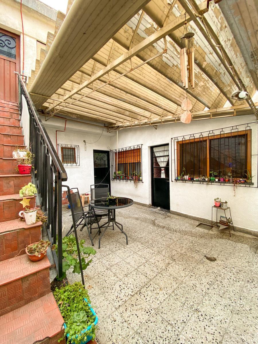 Casa en venta en Lanús - AMPLIAS MODALIDADES DE PAGO !