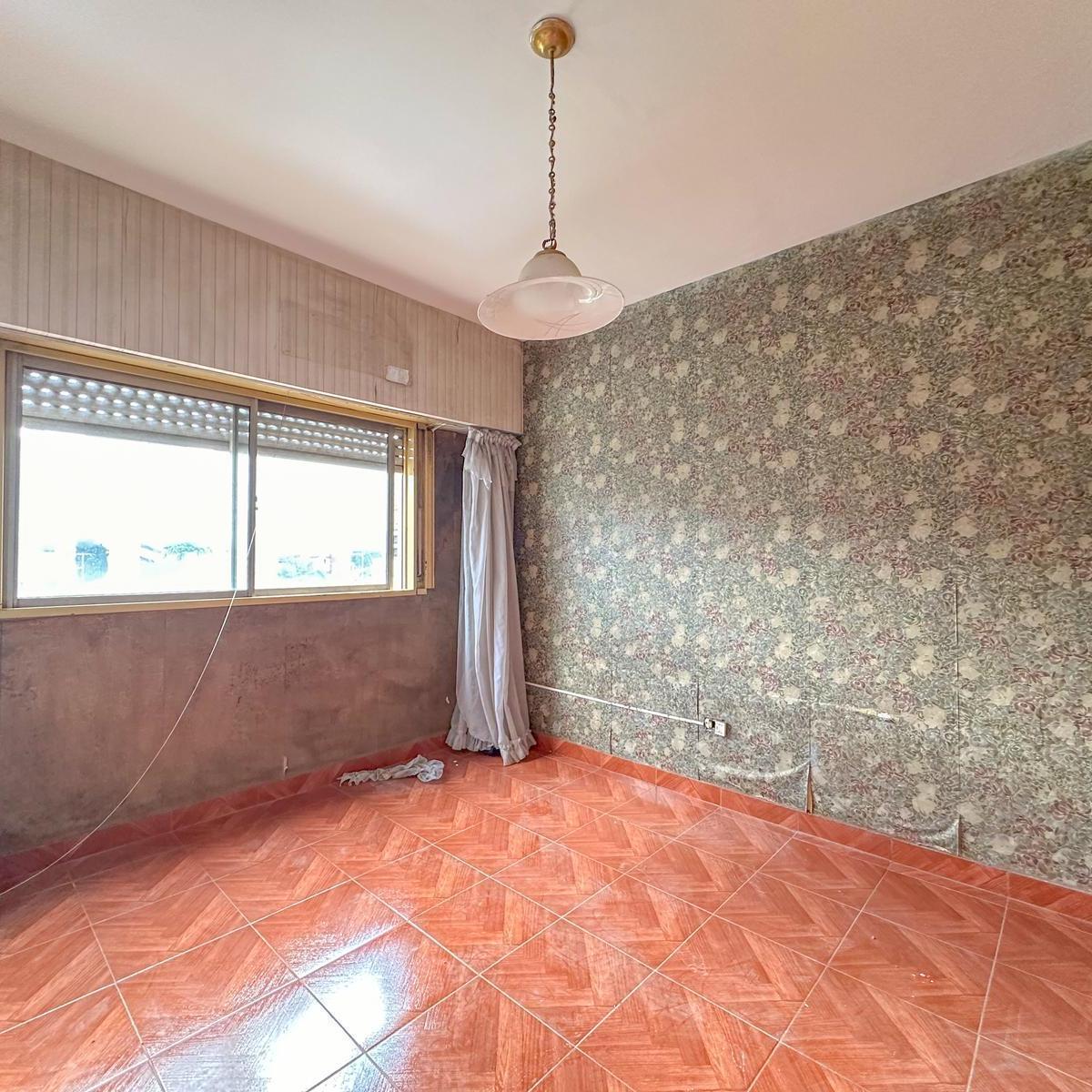 Departamento en Venta en Lanús Oeste 4 Ambientes con Cochera 5
