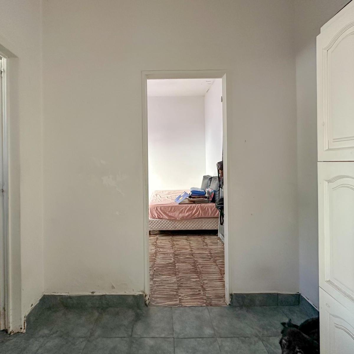 Foto de PH en Venta en Lanus Oeste con patio, imagen 2