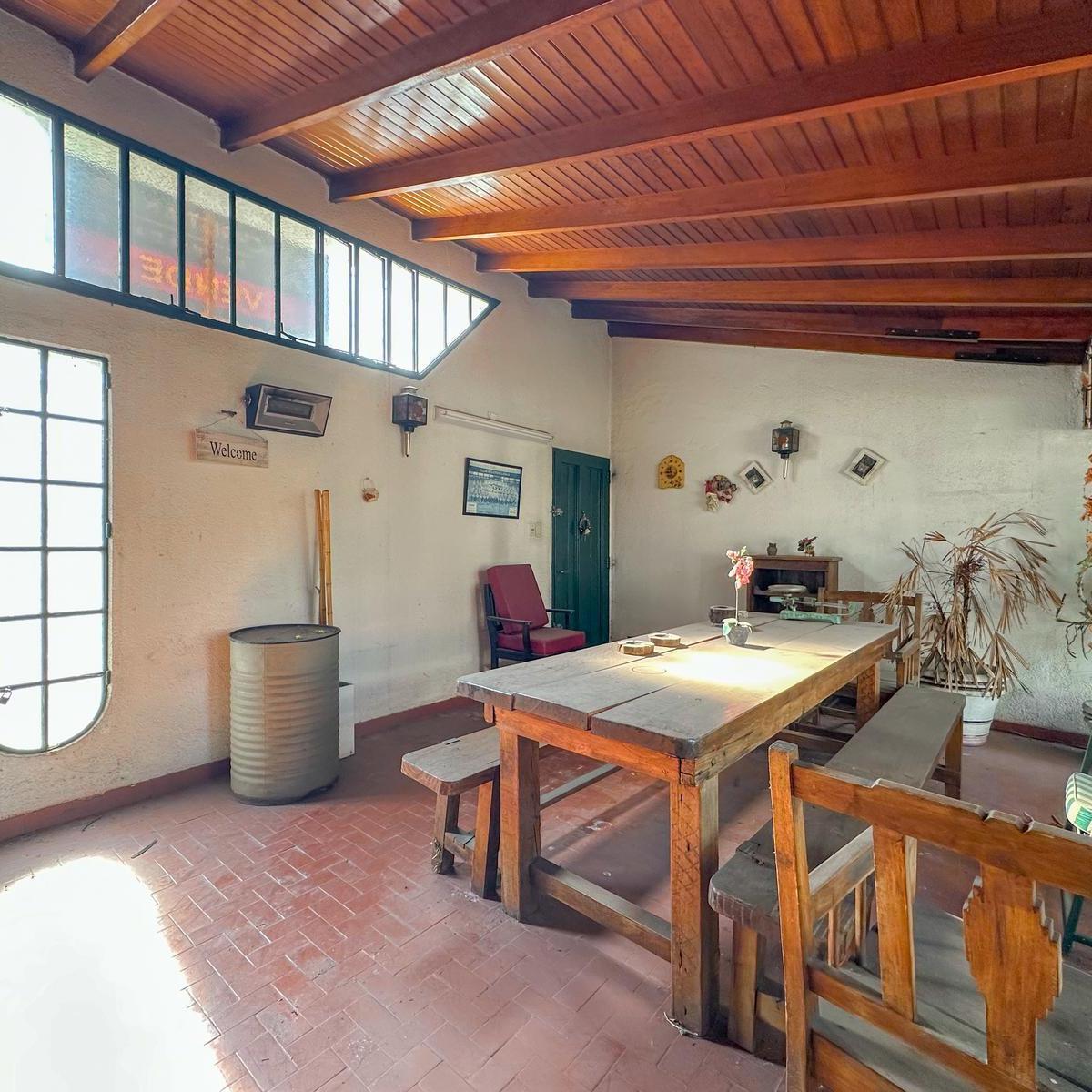 Casa en Venta en Lanús Este con Patio 5