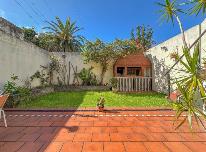 PH en venta en Lanús Este 3 ambientes con patio Apto Crédito
