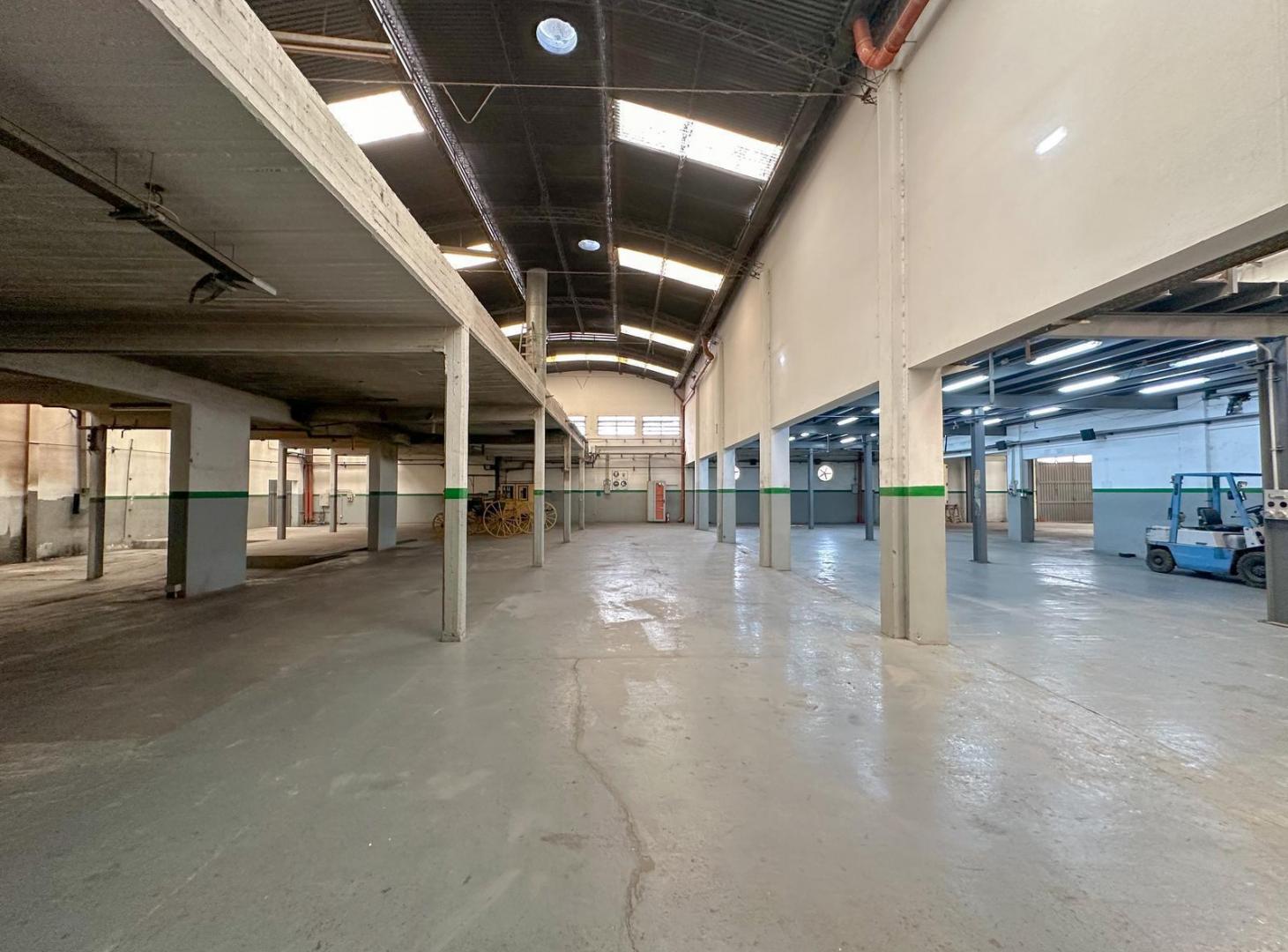 Foto de Depósito en venta y en alquiler en Lomas de Zamora, imagen 5