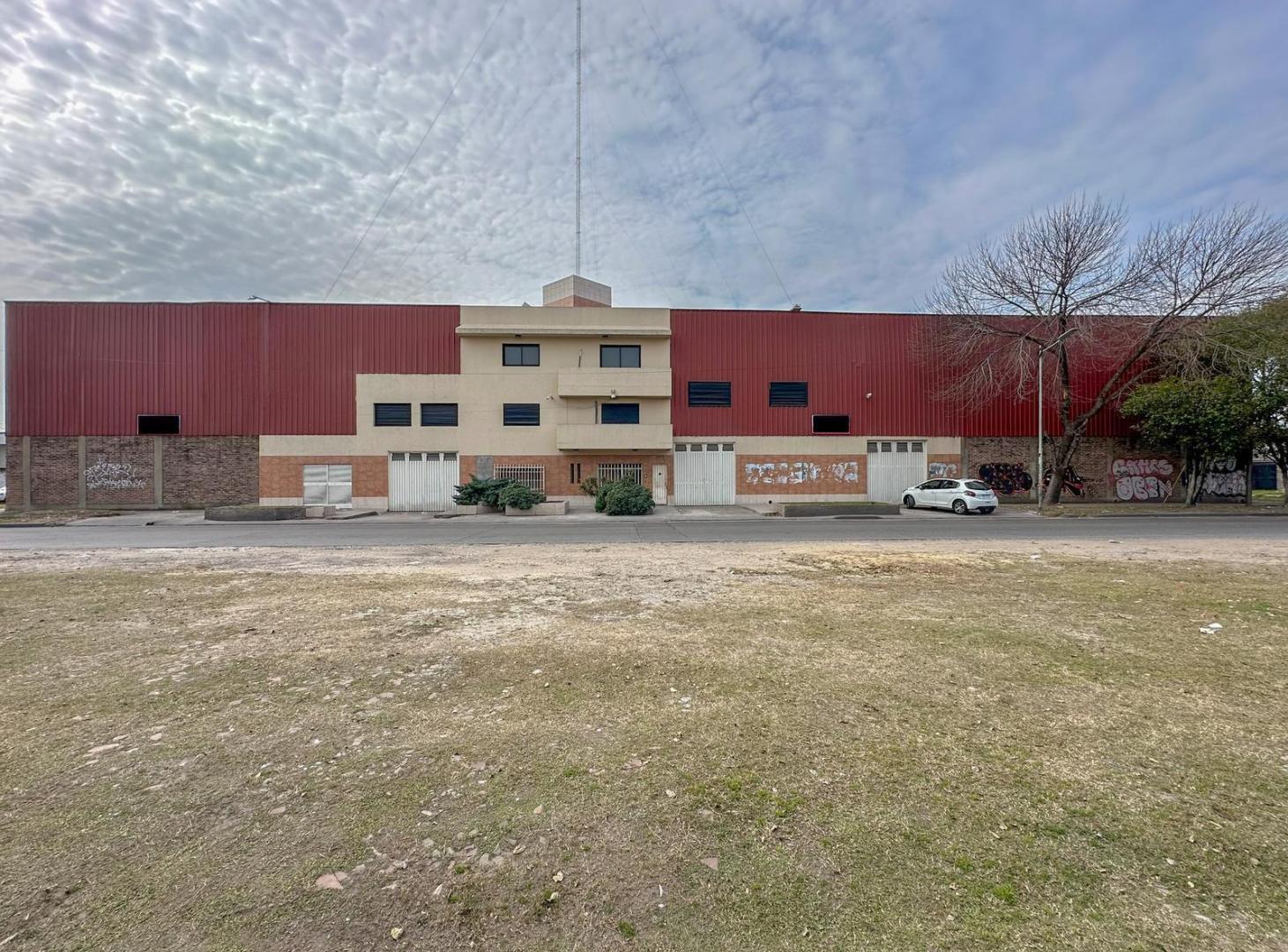 Depósito en venta y en alquiler en Lomas de Zamora