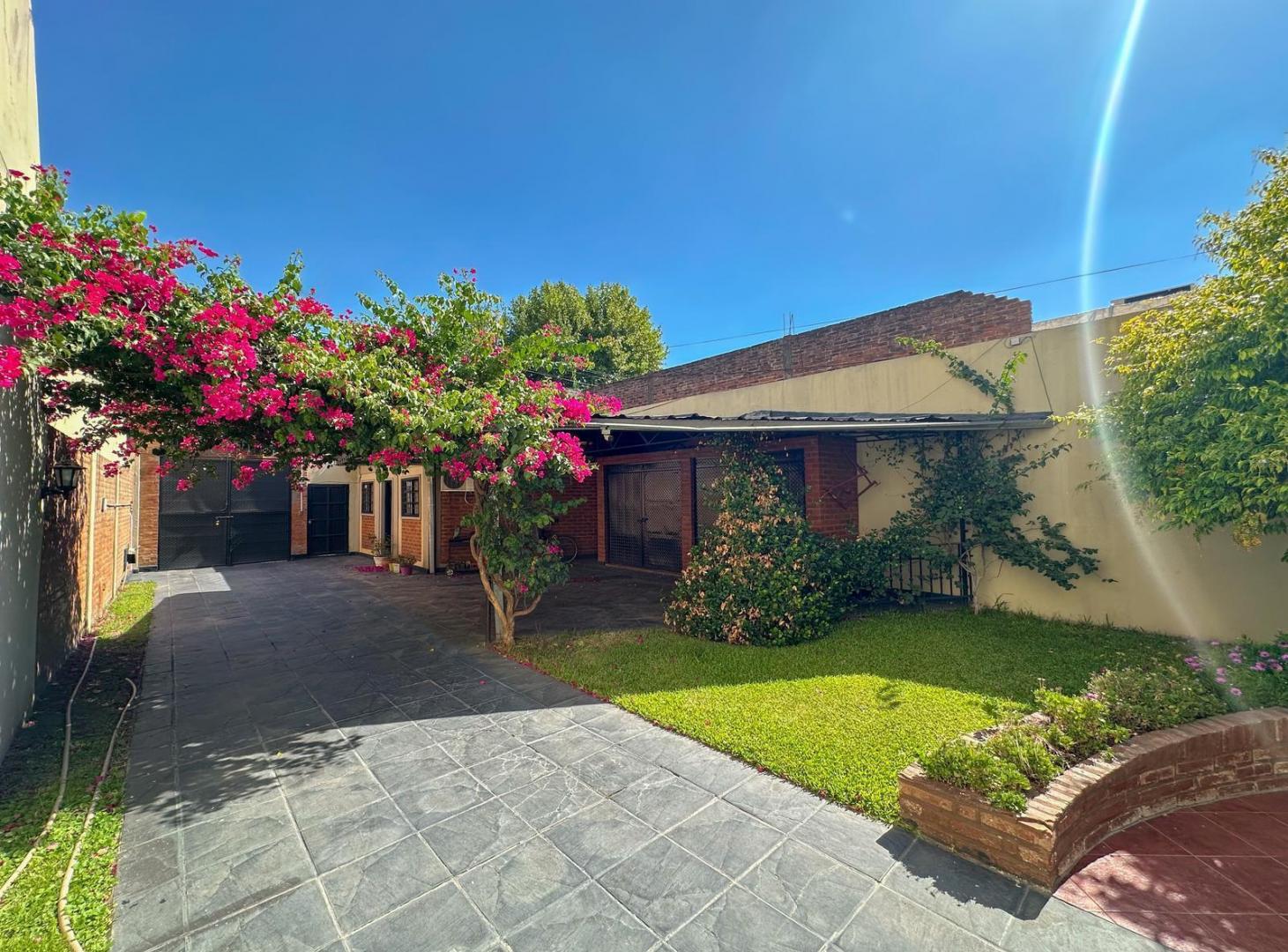 Casa en venta en Remedios de Escalada Lanus