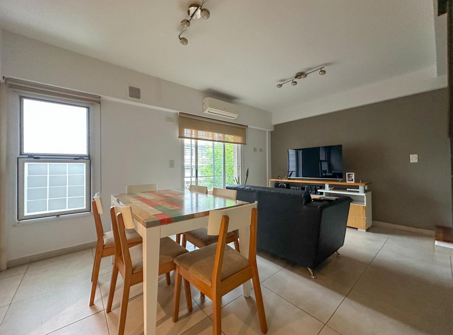 Departamento en venta en Lanús Este 3 ambientes con cochera duplex