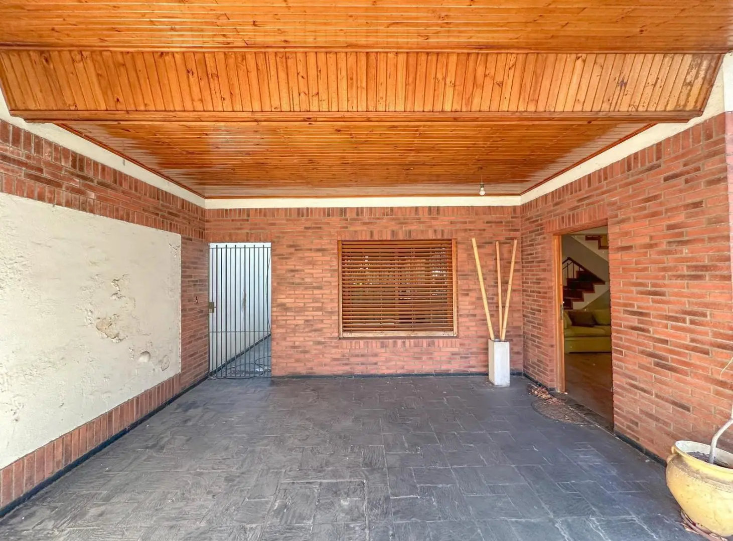 Casa en venta en Lomas de Zamora 4 ambientes con patio apto crédito 4