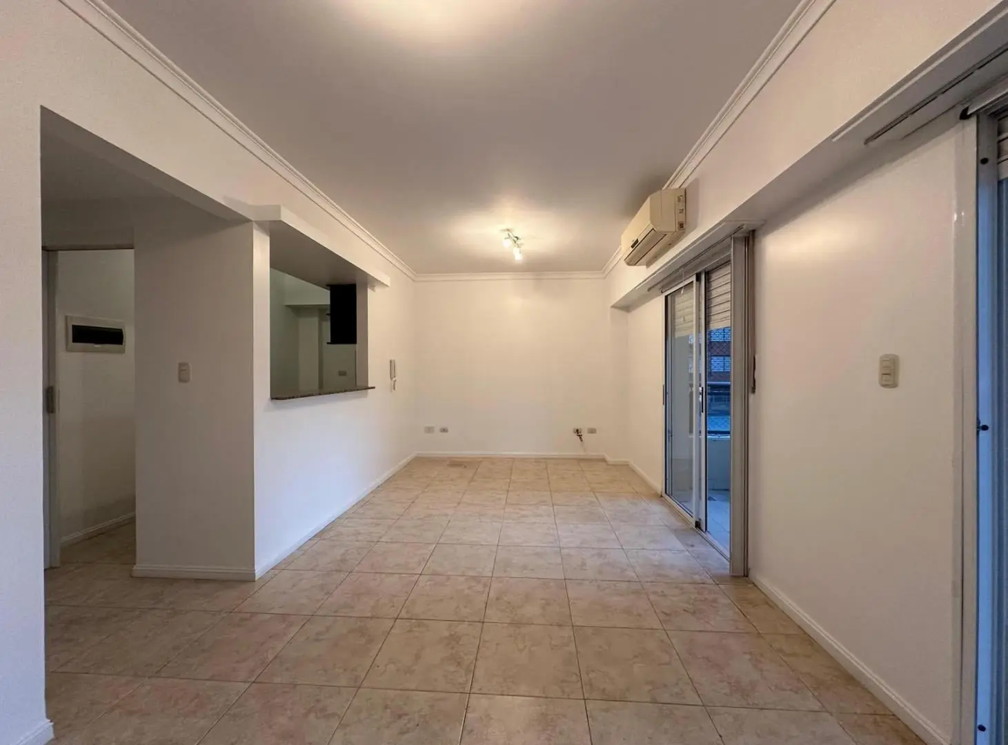 Departamento 2 ambientes en alquiler en Lanús Oeste 2