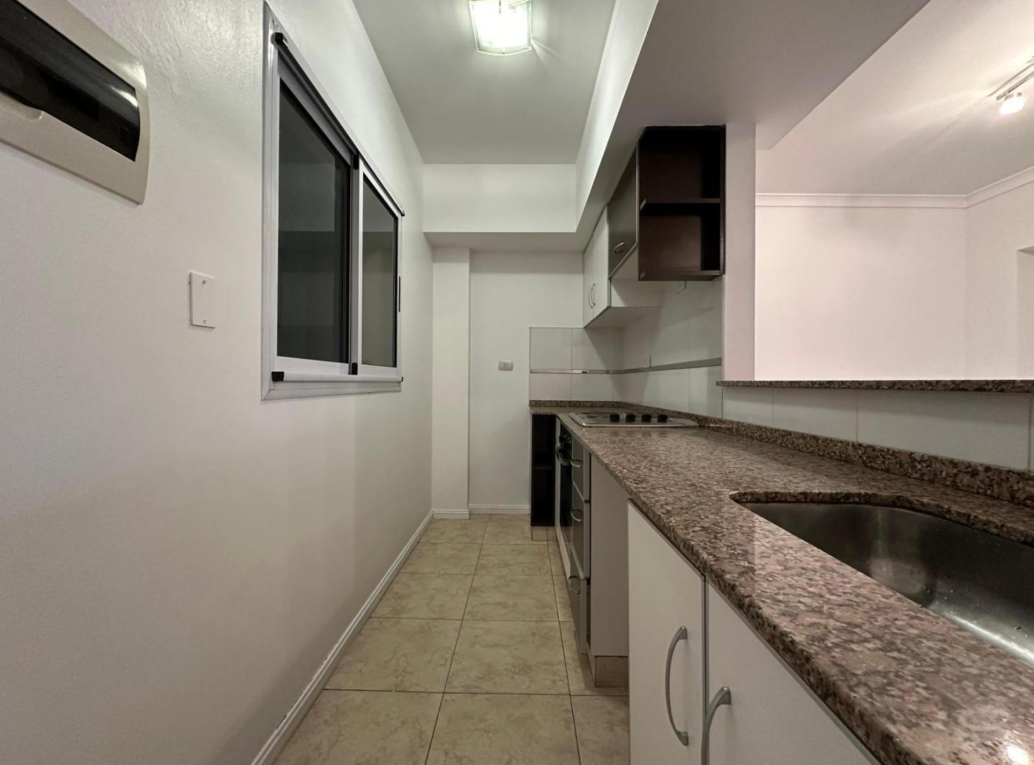 Foto de Departamento 2 ambientes en alquiler en Lanús Oeste, imagen 1