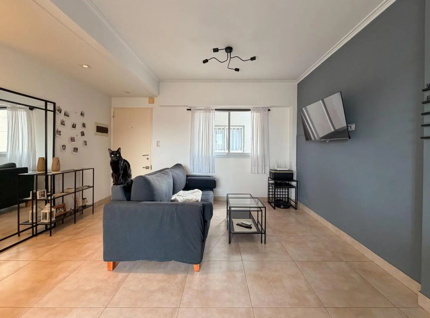 Departamento 2 ambientes con cochera en venta en Lanus Este 3