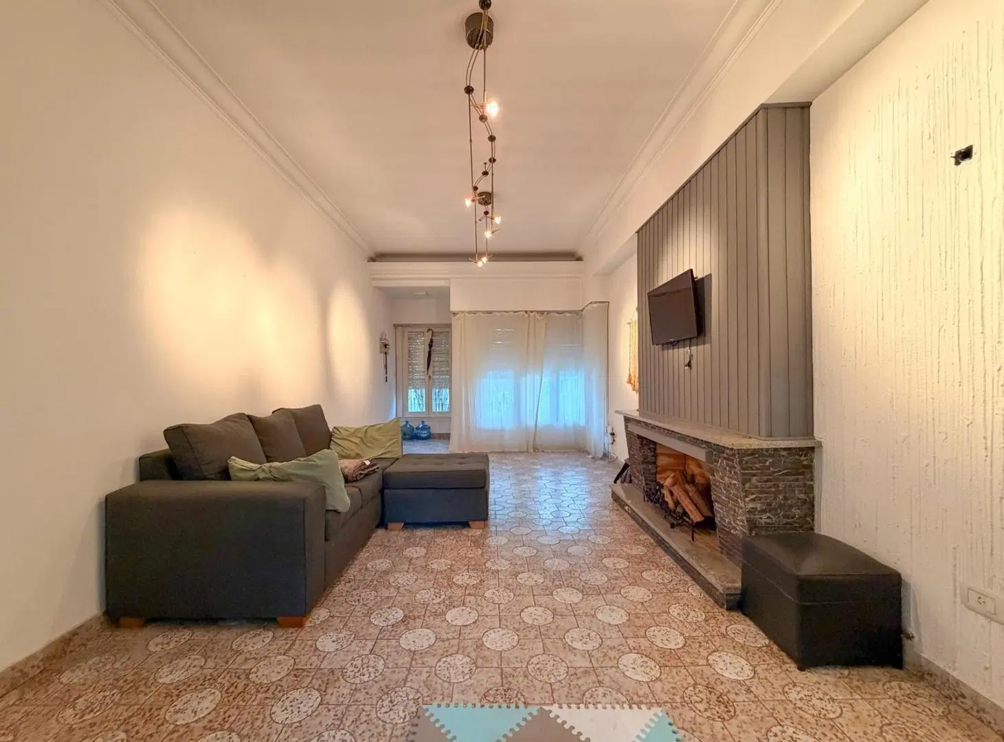 Casa en venta 3 ambientes con patio y cochera en Remedios de Escalada Lanús 2