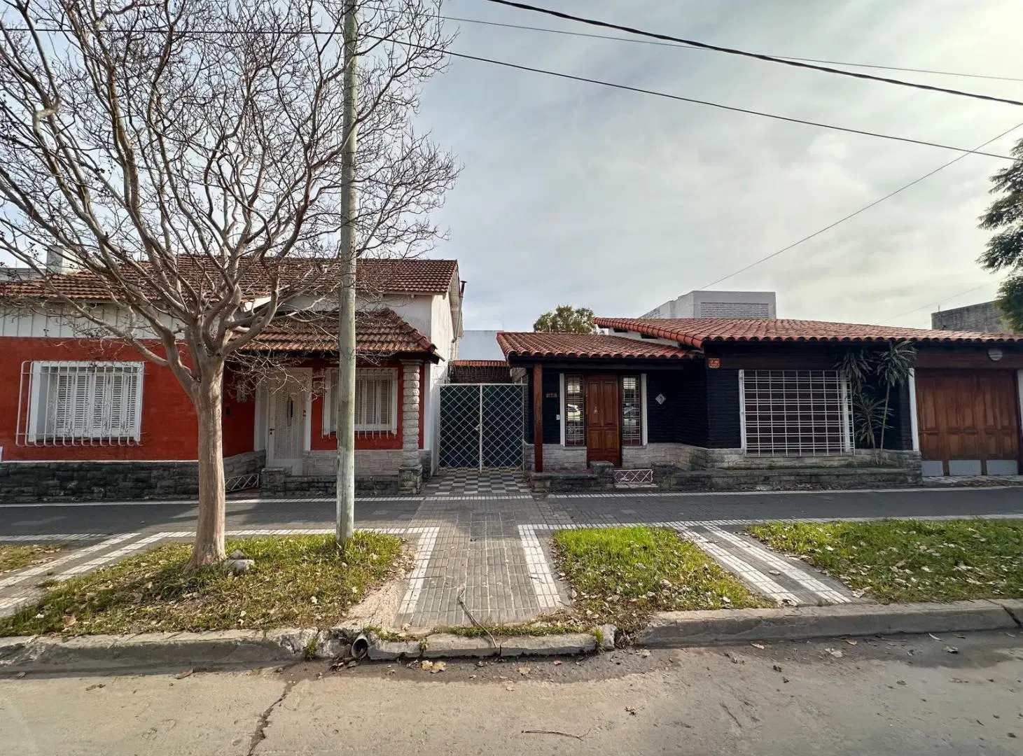 Casa para 2 familias en venta en Lanus este 1