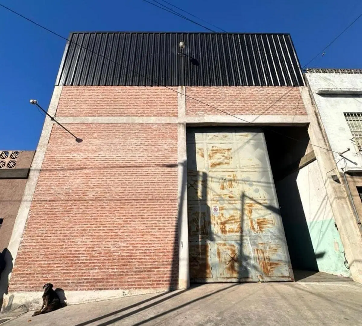 Depósito en venta en Valentin Alsina 3