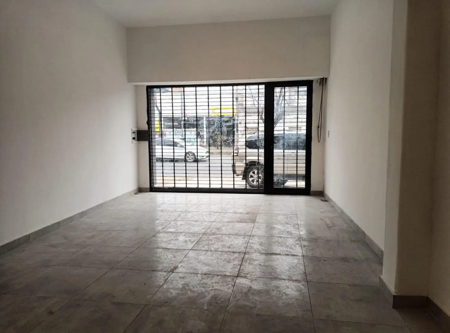 Local en venta en Lanús Oeste a estrenar 1