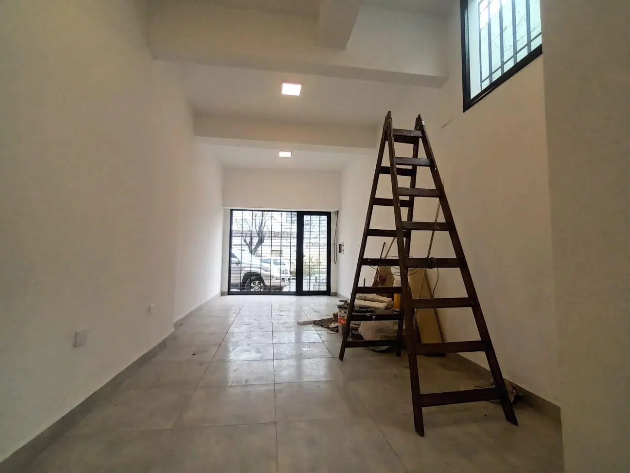 Local en venta en Lanús Oeste a estrenar 2