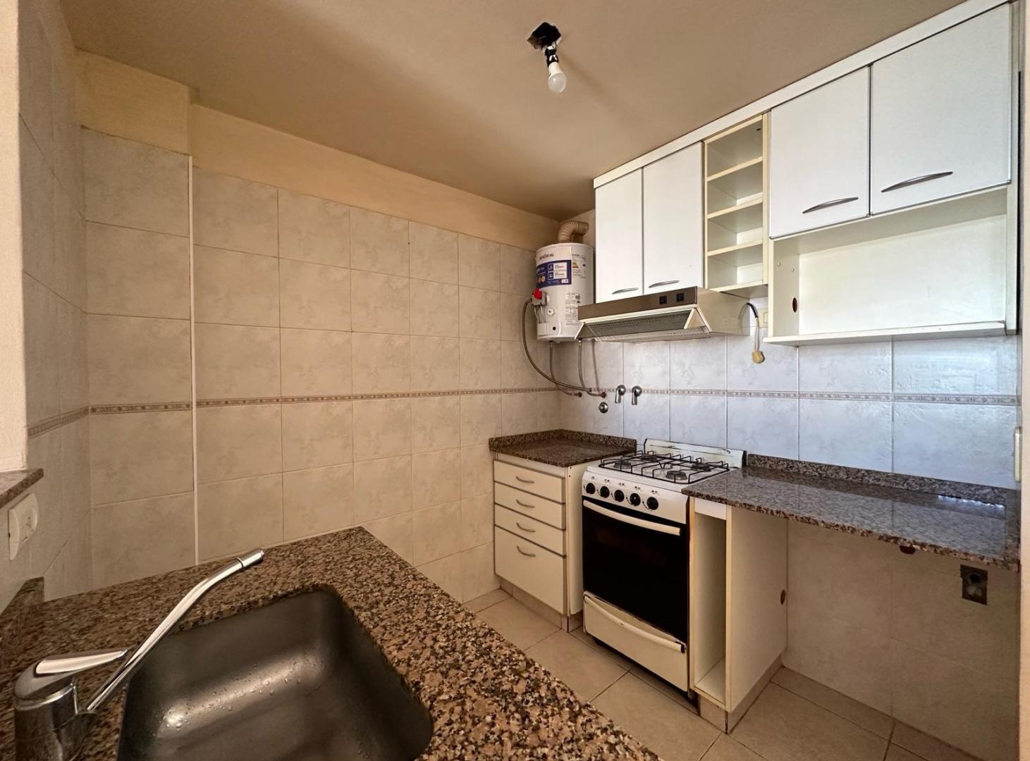 Foto de Departamento en alquiler en Lanus Oeste, imagen 4