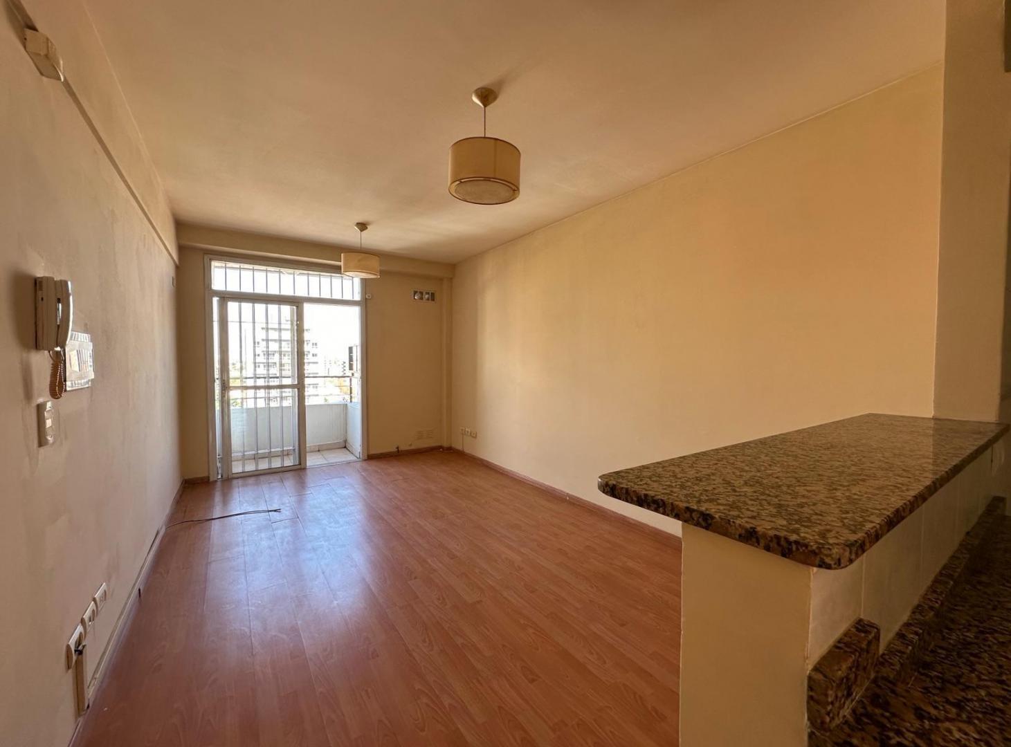 Foto de Departamento en alquiler en Lanus Oeste, imagen 1
