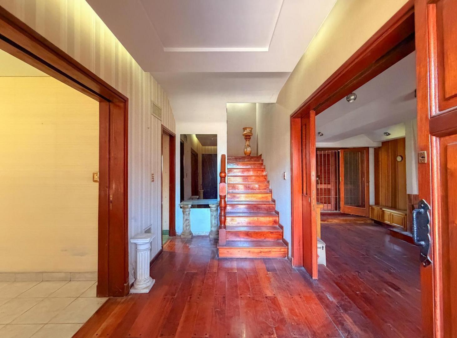 Foto de Casa en venta en Lanus Oeste apto credito, imagen 1