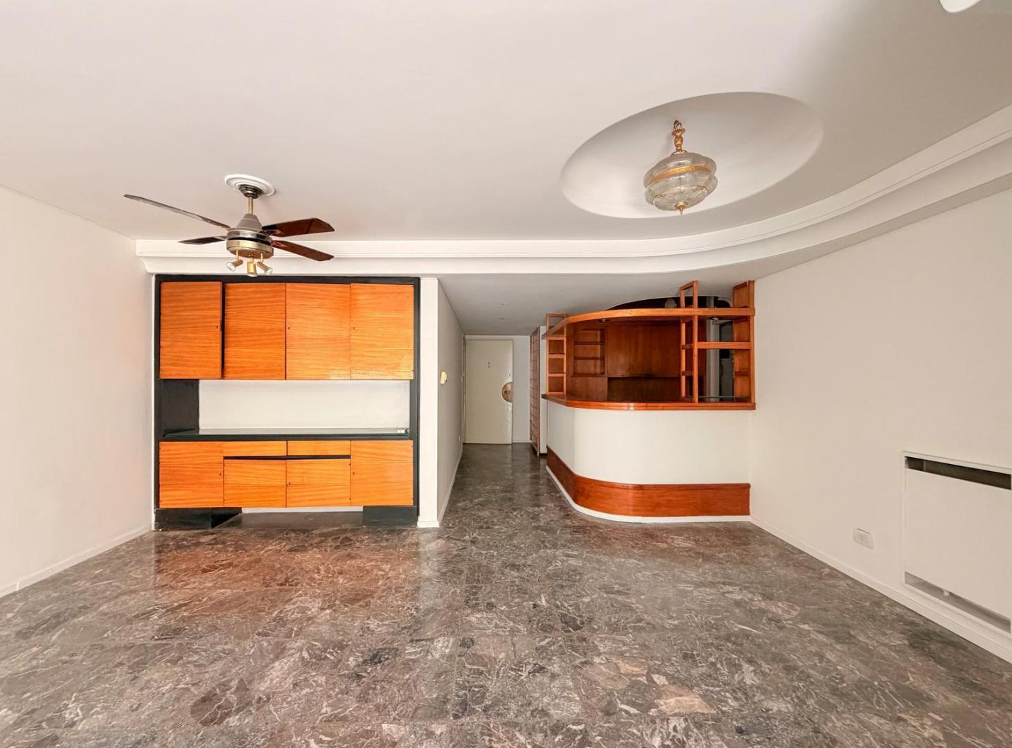 Foto de Departamento en venta 3 ambientes con cochera y baulera Lanus Oeste, imagen 1