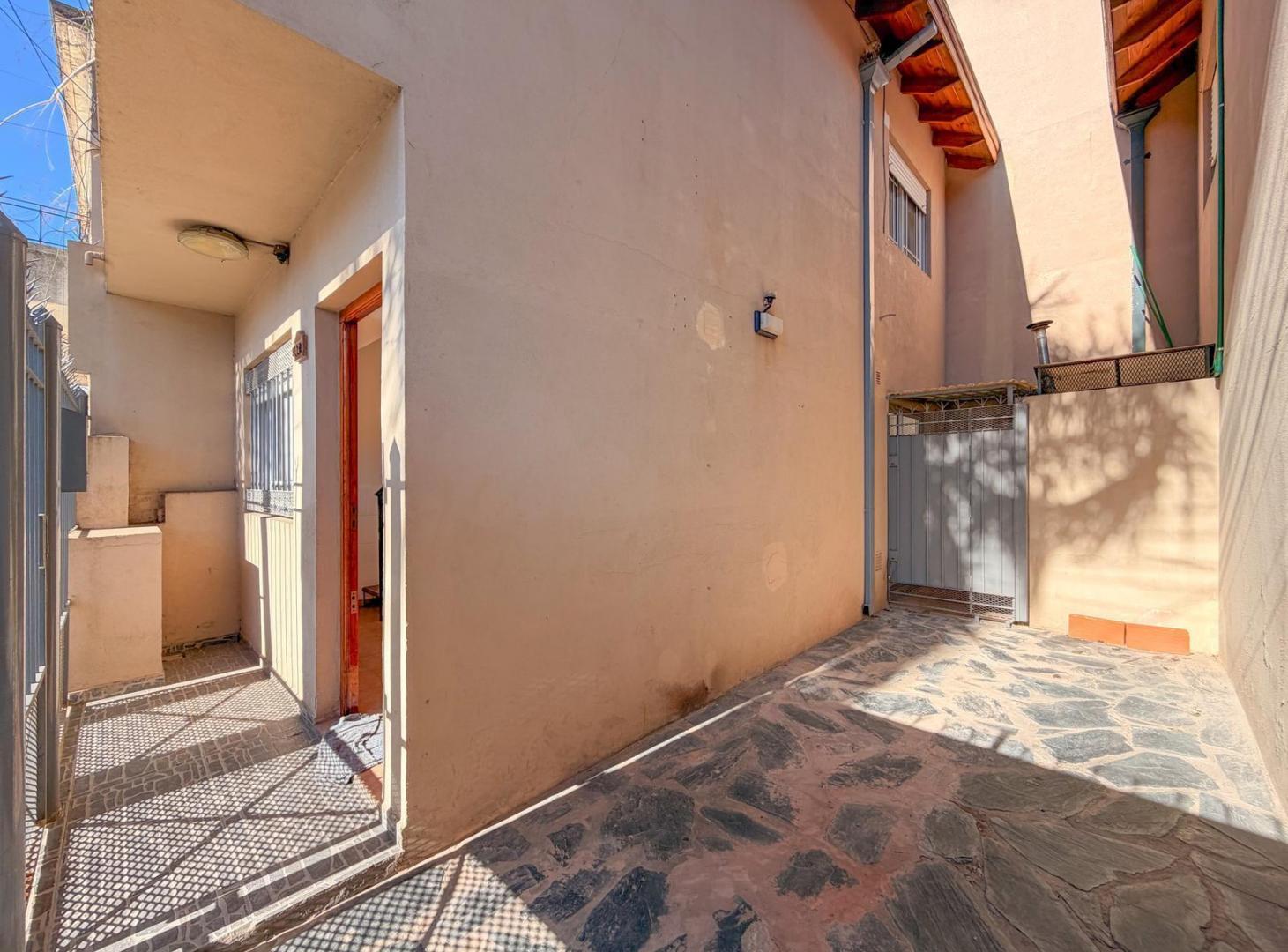Foto de PH 3 ambientes en venta y en alquiler en Lanus Oeste, imagen 4