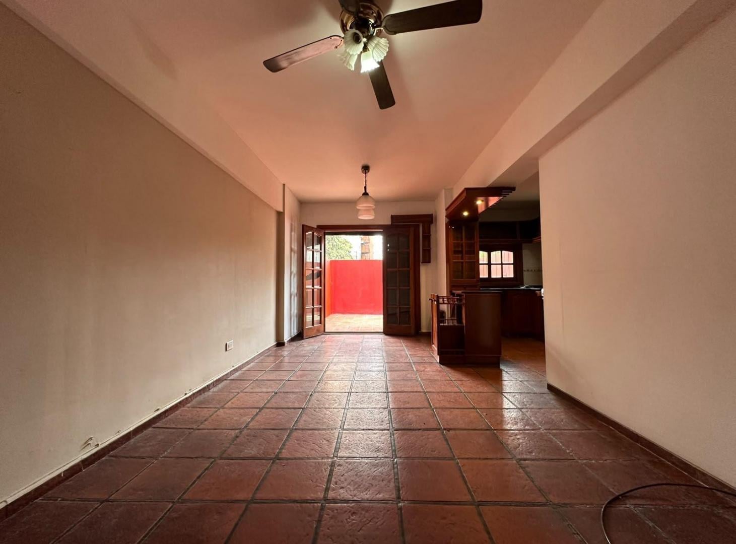 Foto de Departamento en alquiler en Lanús Oeste 2 ambientes con patio, imagen 4