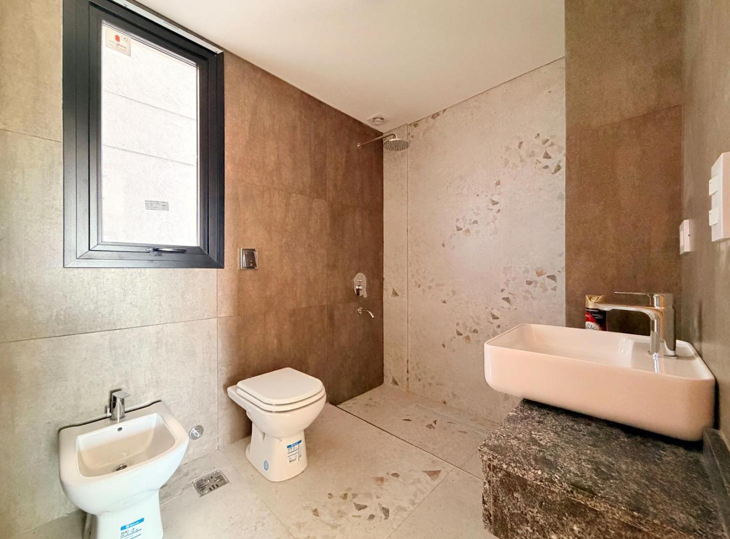 Foto de Departamento en venta en Lanus Oeste monoambiente con cochera a estrenar, imagen 5