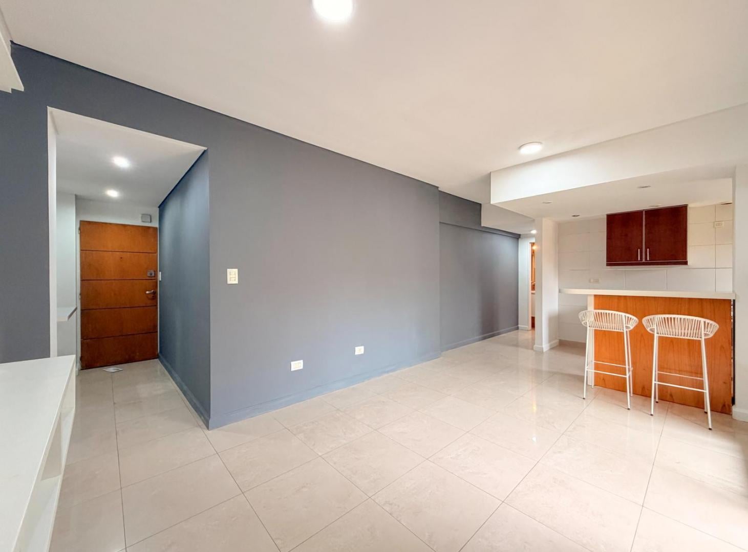 Foto de Departamento en alquiler en Lanús Oeste 2 ambientes, imagen 3