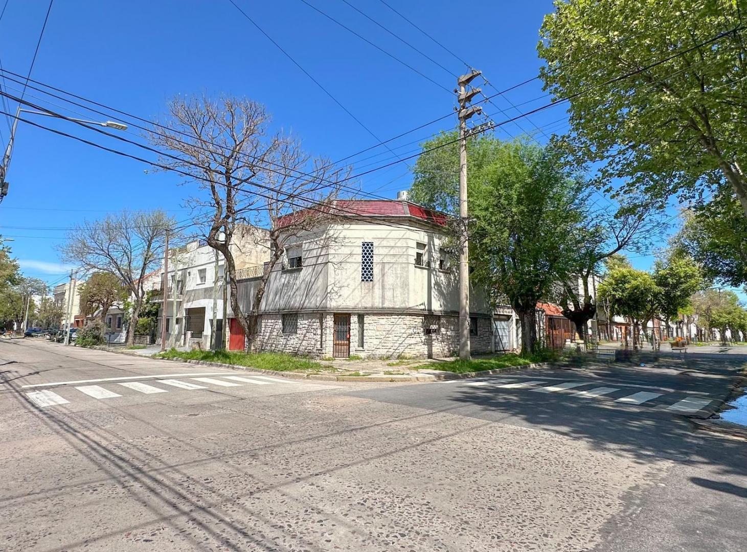 Foto de Casa en venta en Lanus Oeste, imagen 2
