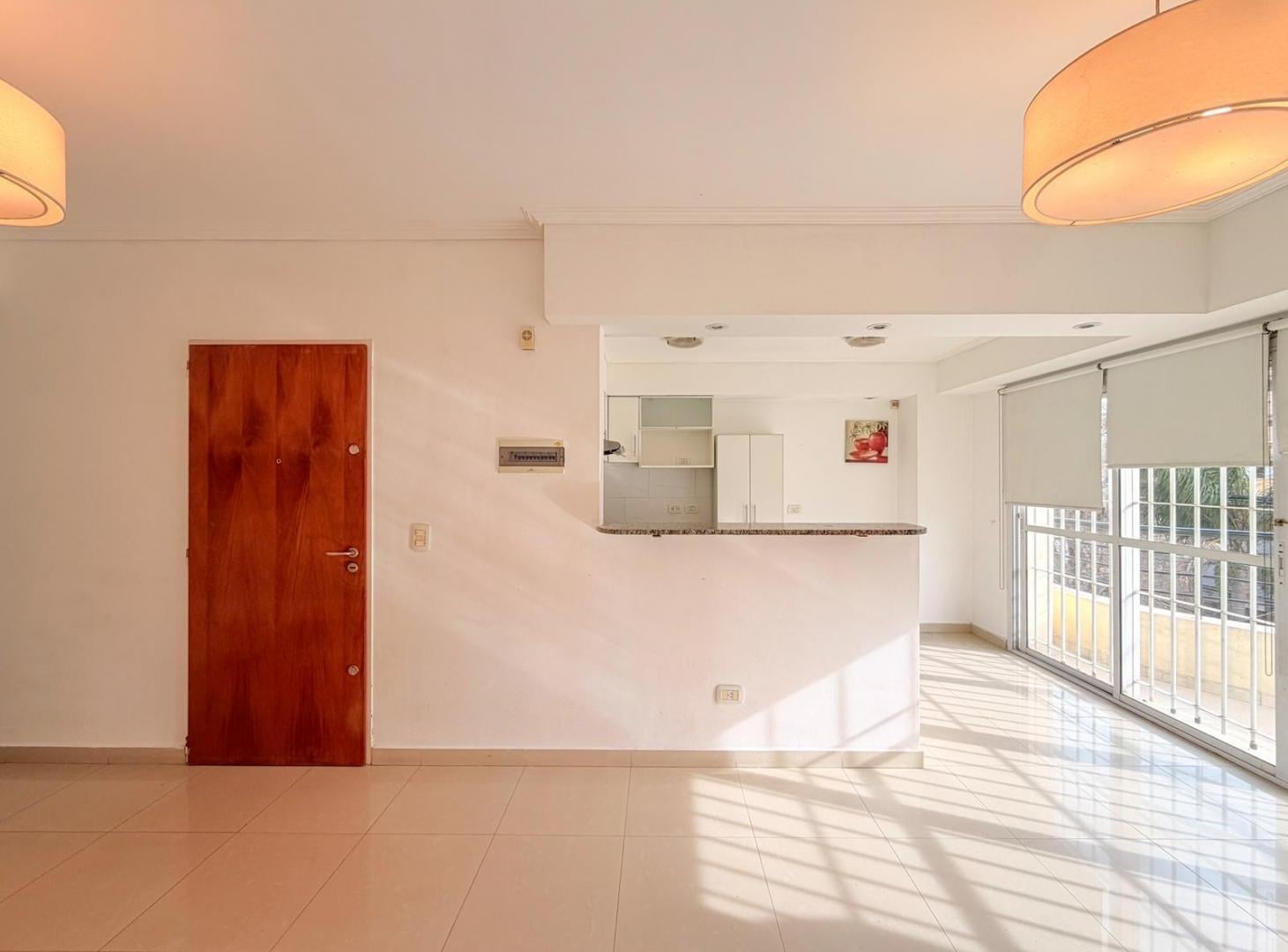 Foto de Departamento en alquiler en Lanus Oeste 3 ambientes, imagen 5