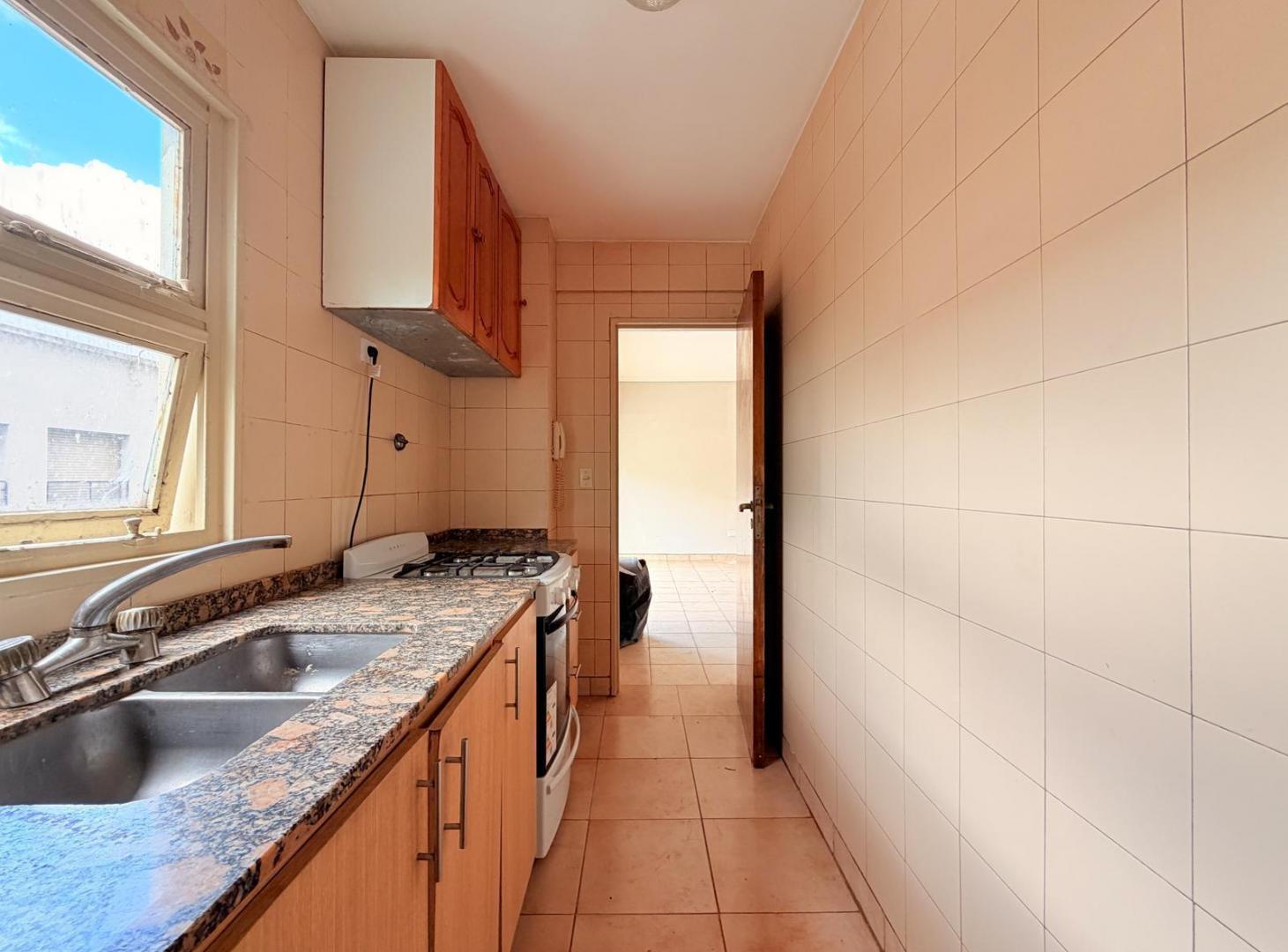 Foto de Departamento monoambiente en alquiler en Lanús Oeste, imagen 4