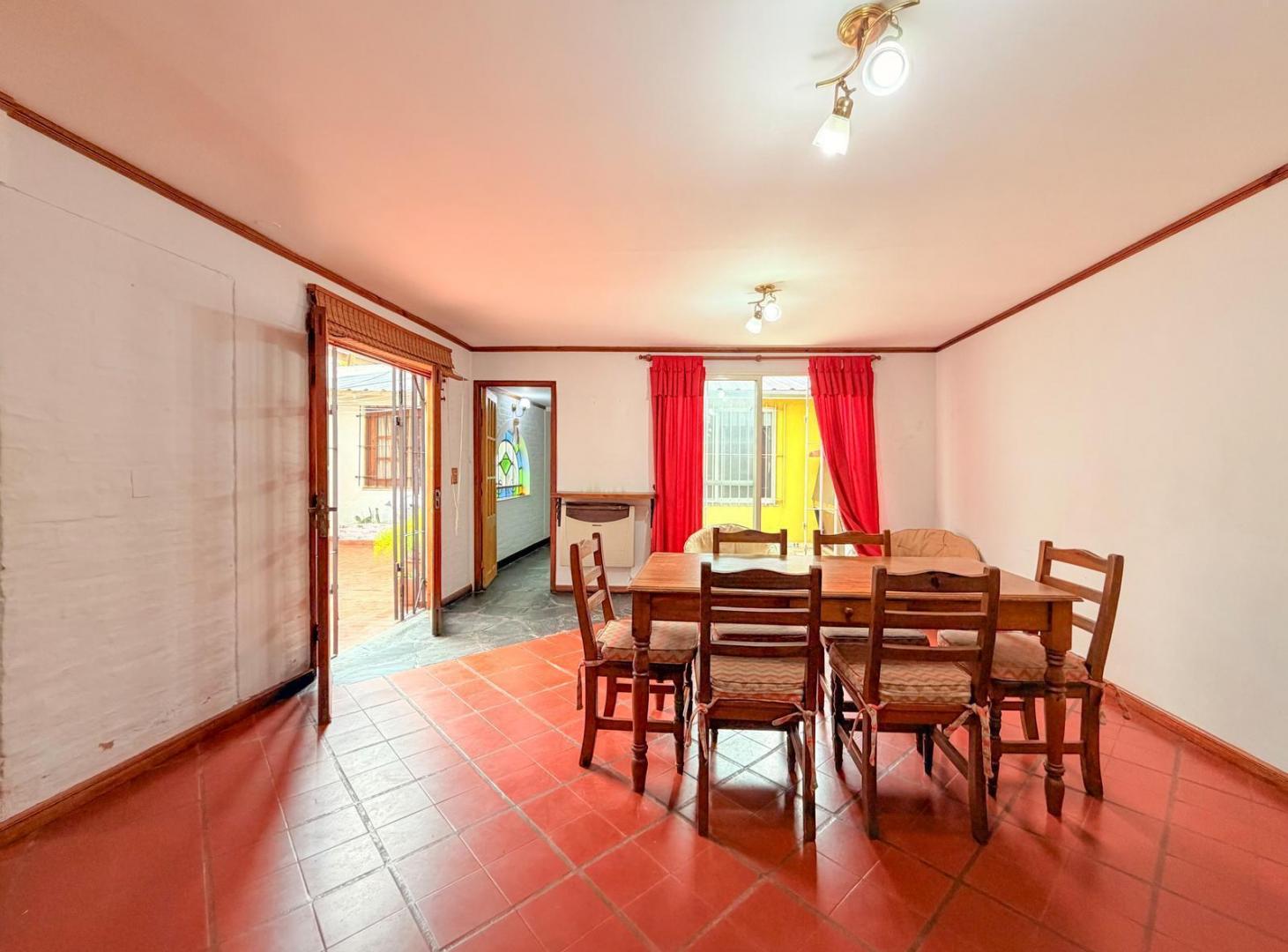 Foto de PH 4 ambientes en venta en Lanus Oeste, imagen 3