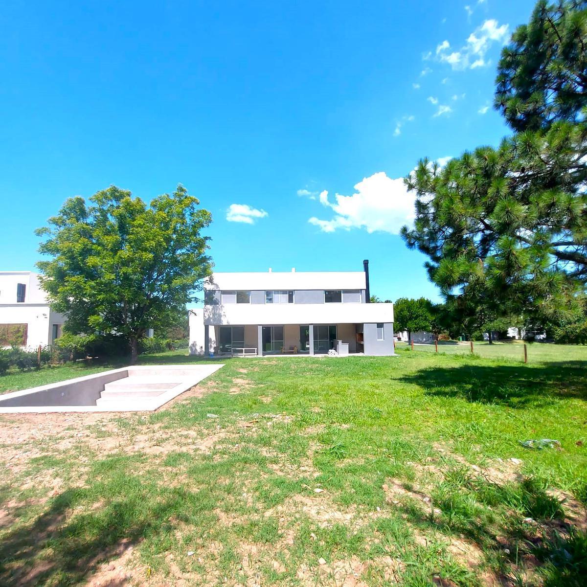 Casa en Venta Barrio Privado Kentucky a Estrenar 5