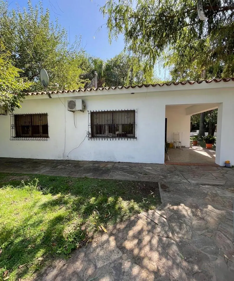 Casa en calle Presidente Peron 1675 4
