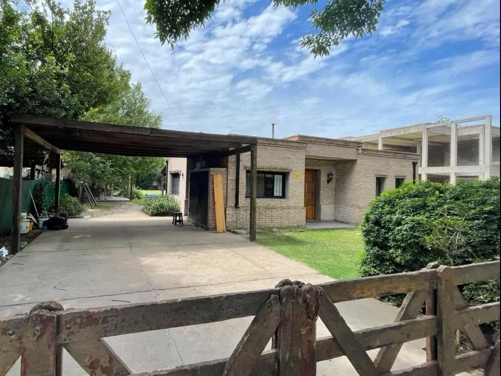 Casa en Funes 2