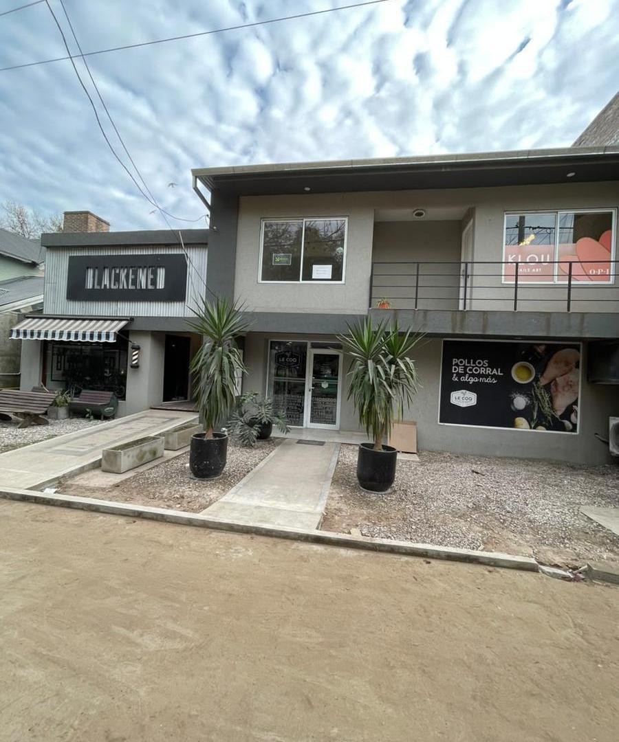 Foto de Propiedad comercial en venta sobre Avenida Fuerza Aérea, Funes | 532 m², imagen 3