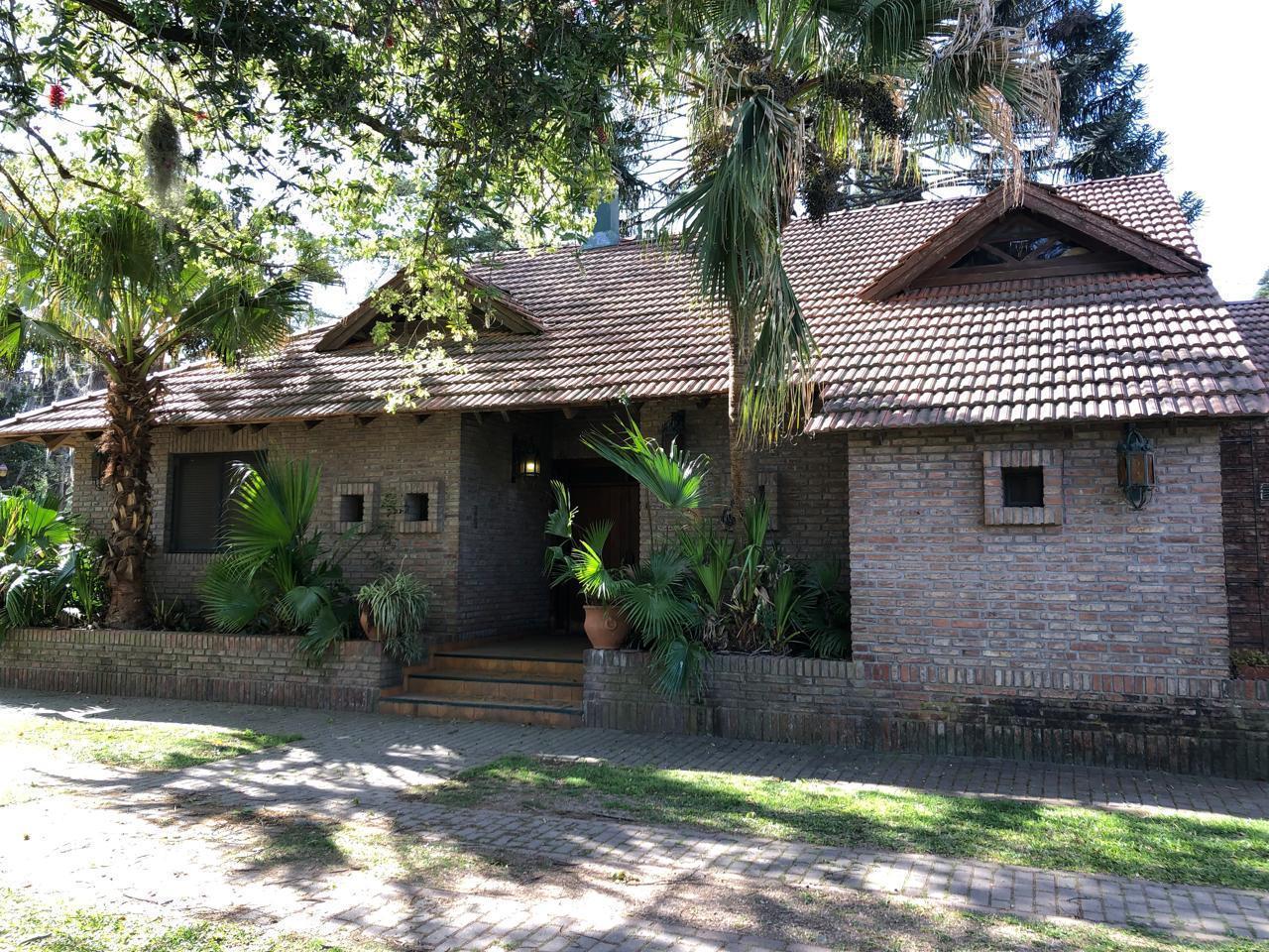 Foto de Casa en venta sobre Lisandro de la Torre, Funes | 4 dormitorios |, imagen 5