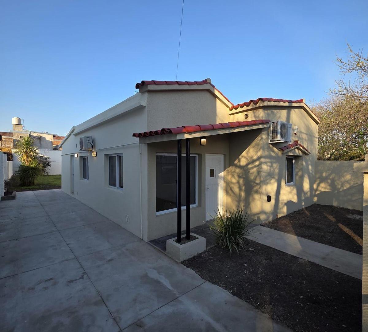Foto de Casa en alquiler en Sarmiento 1175, Funes | 2 dormitorios | A metros de, imagen 2